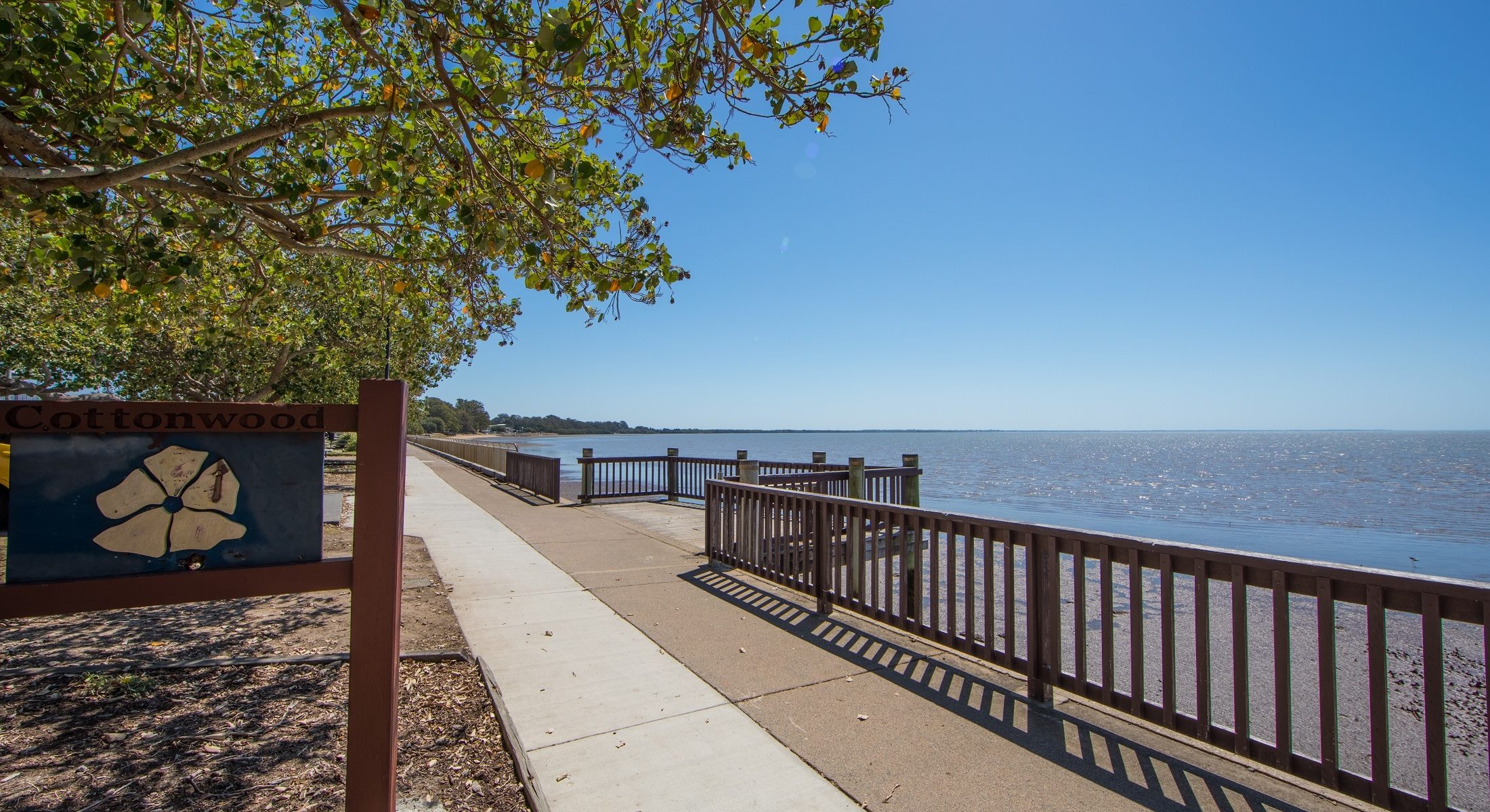 An accessible pathway runs along the Deception Bay Foreshore which overlooks the Moreton Bay Marine Park